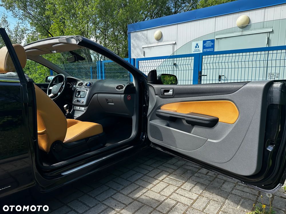 Ford Focus 2.0 TDCi DPF Titanium - 35