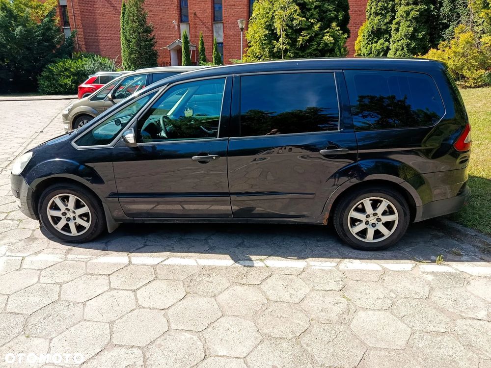 Ford Galaxy - 11