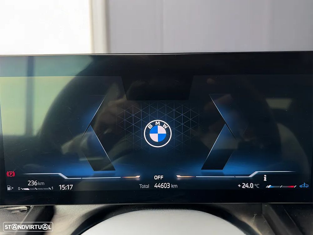 BMW 520 d Pack Desportivo M - 10