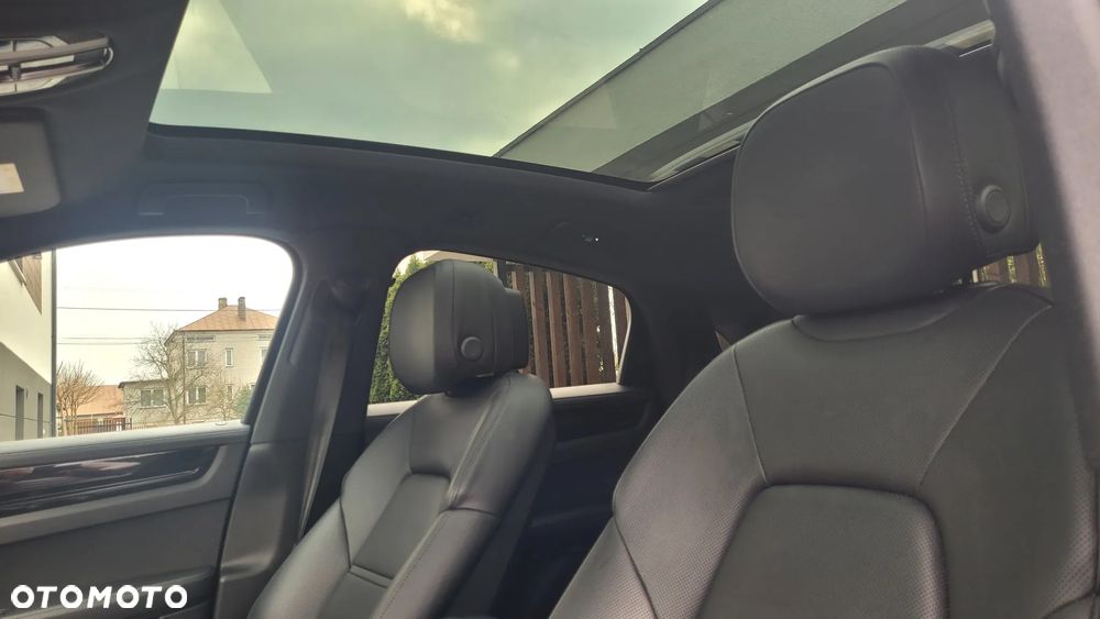 Porsche Cayenne Standard - 11