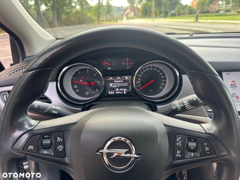 Opel Astra 1.6 CDTI Enjoy - 13