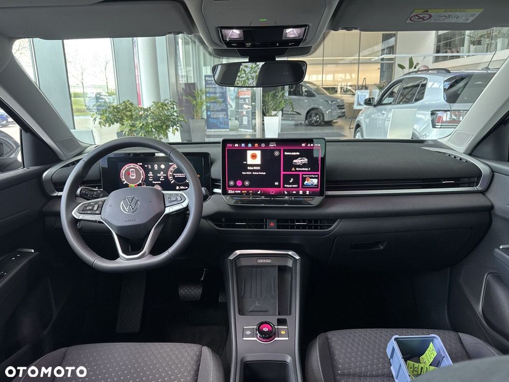 Volkswagen T-Roc - 22