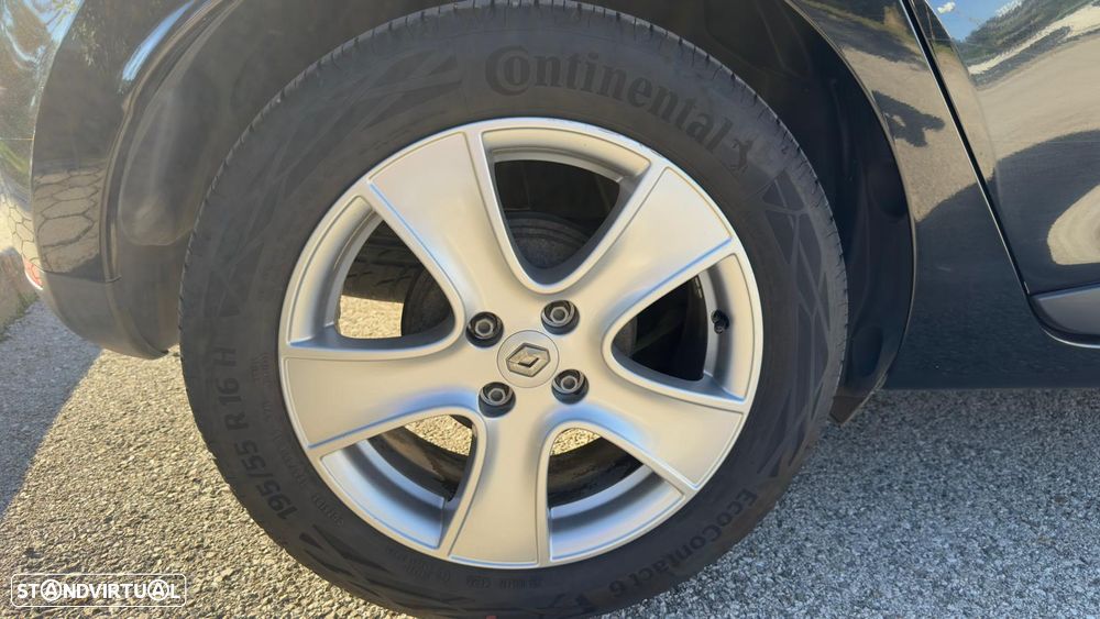 Renault Clio 0.9 TCE Dynamique S - 11