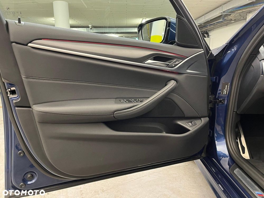 BMW Seria 5 530d xDrive mHEV M Sport sport - 16