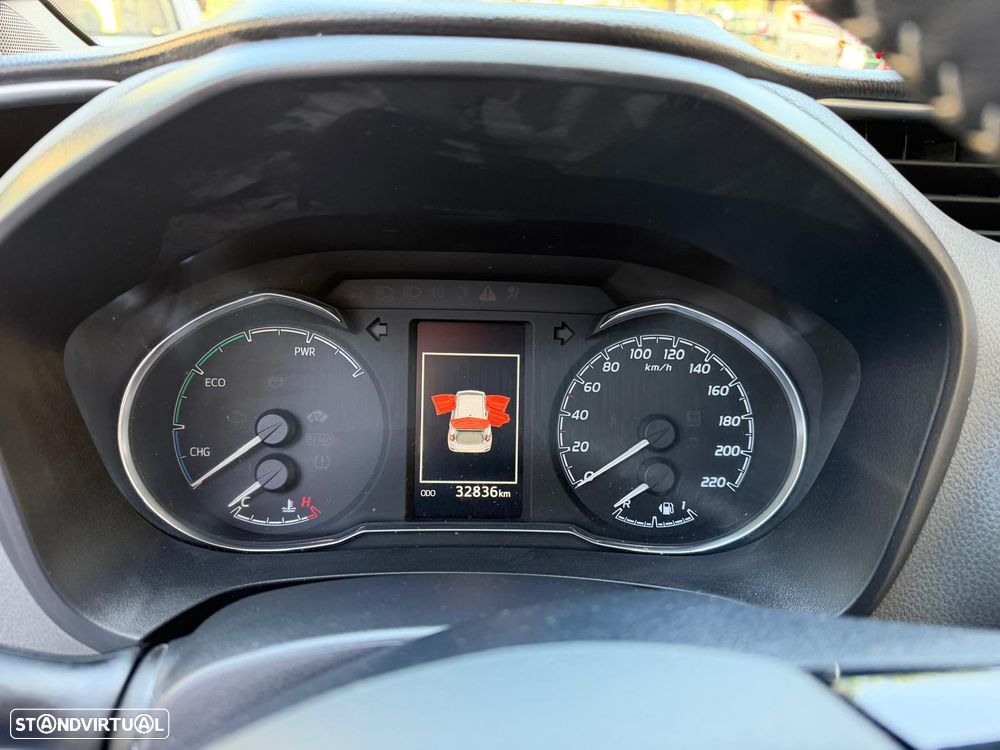 Toyota Yaris 1.5 HSD Comfort +P.Style+P.Techno - 13
