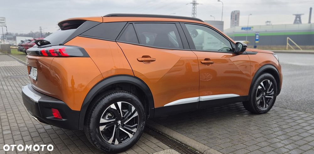 Peugeot 2008 PureTech 130 Allure - 5