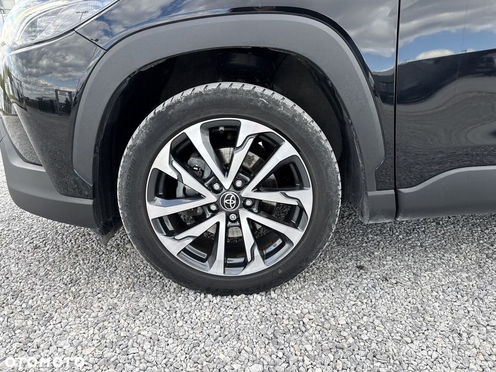 Toyota Corolla Cross - 12