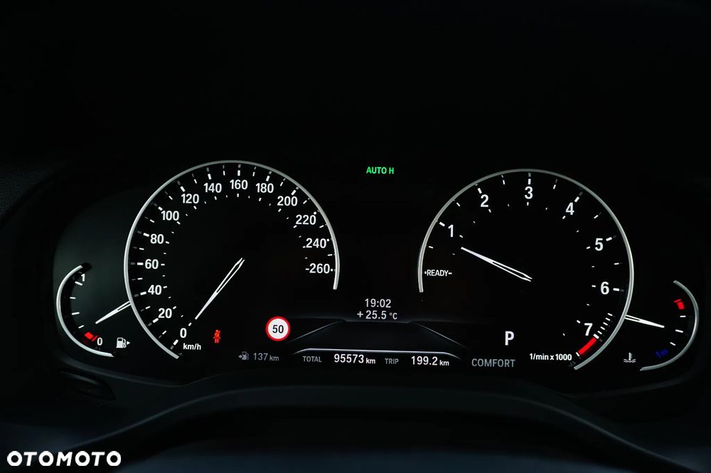 BMW X3 xDrive20i Advantage - 39