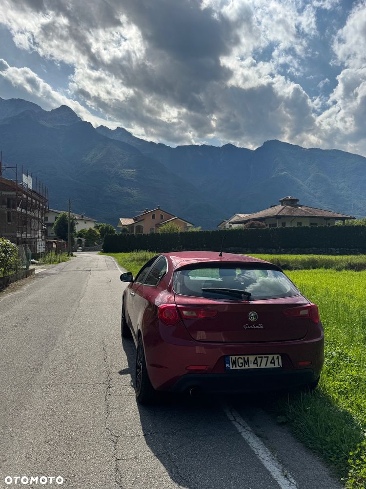 Alfa Romeo Giulietta 1.6 JTDM Distinctive - 1