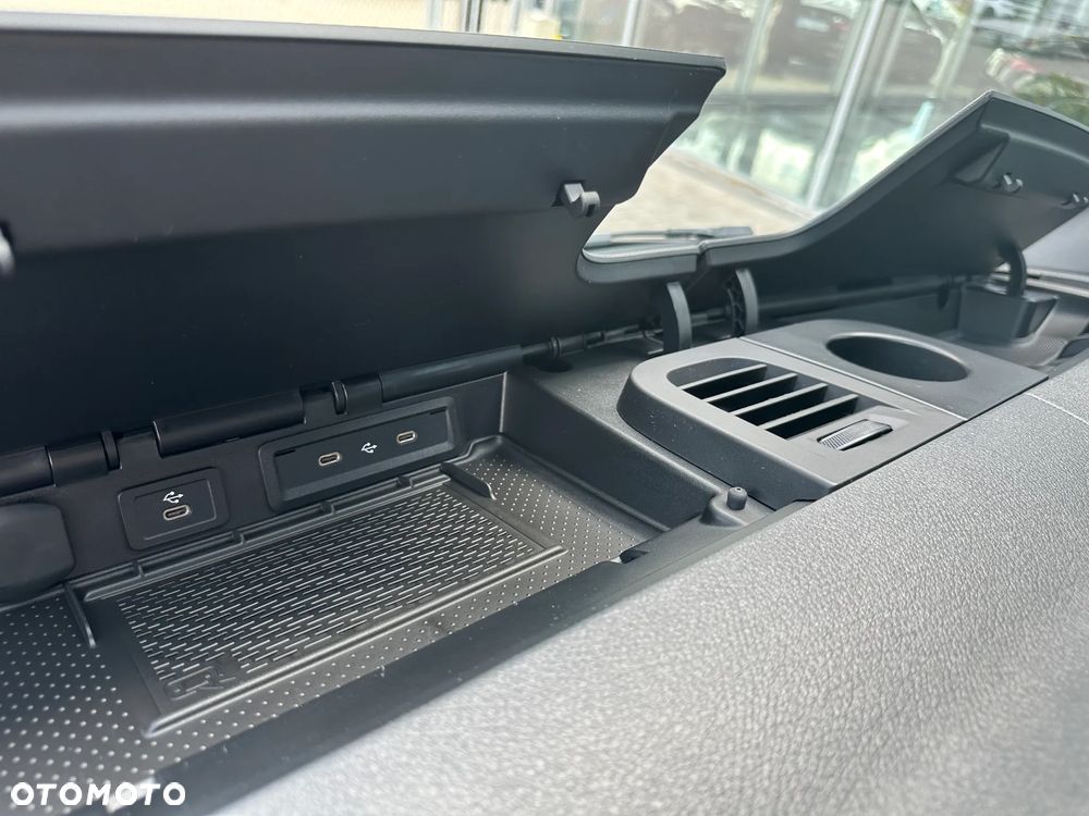 Mercedes-Benz Sprinter - 17