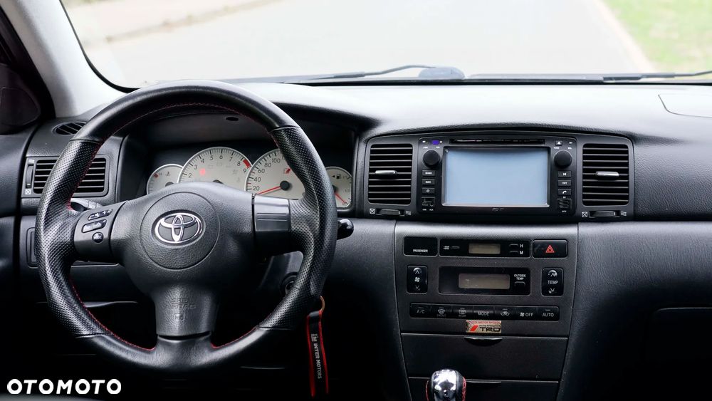 Toyota Corolla - 13