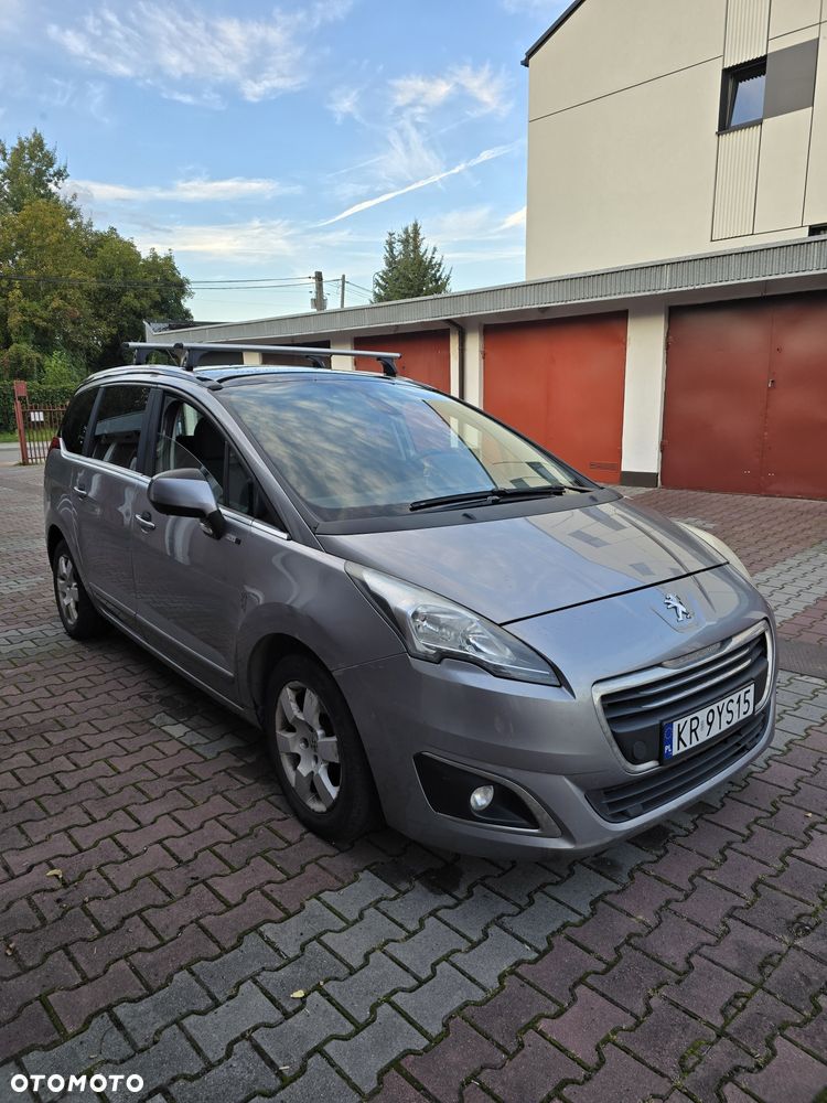 Peugeot 5008 - 1