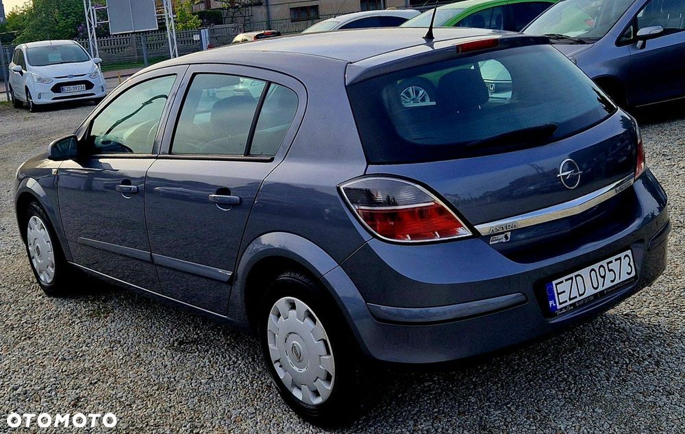 Opel Astra III 1.6 Enjoy Easytronic - 35