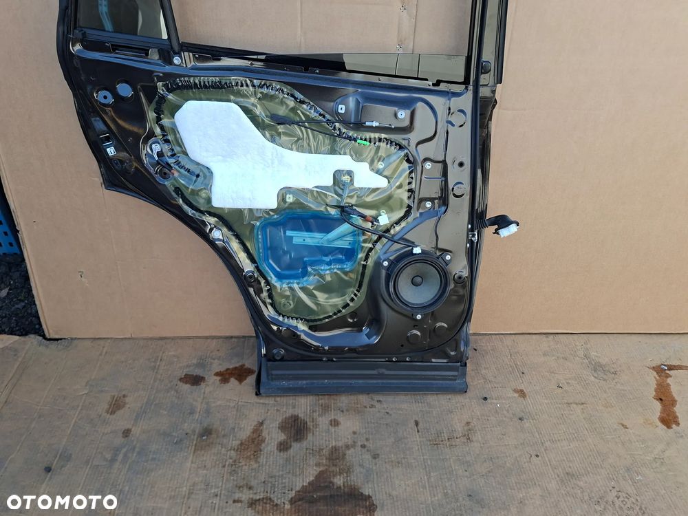 Drzwi lewe tył Toyota Rav4 IV 12-18r kolor 4u5 kompletne z szybą - 5