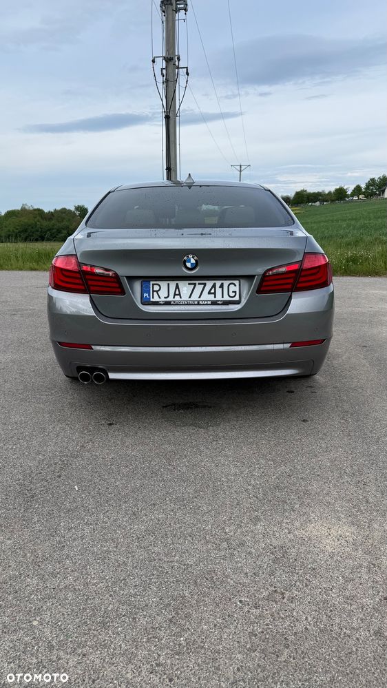 BMW Seria 5 530d - 11