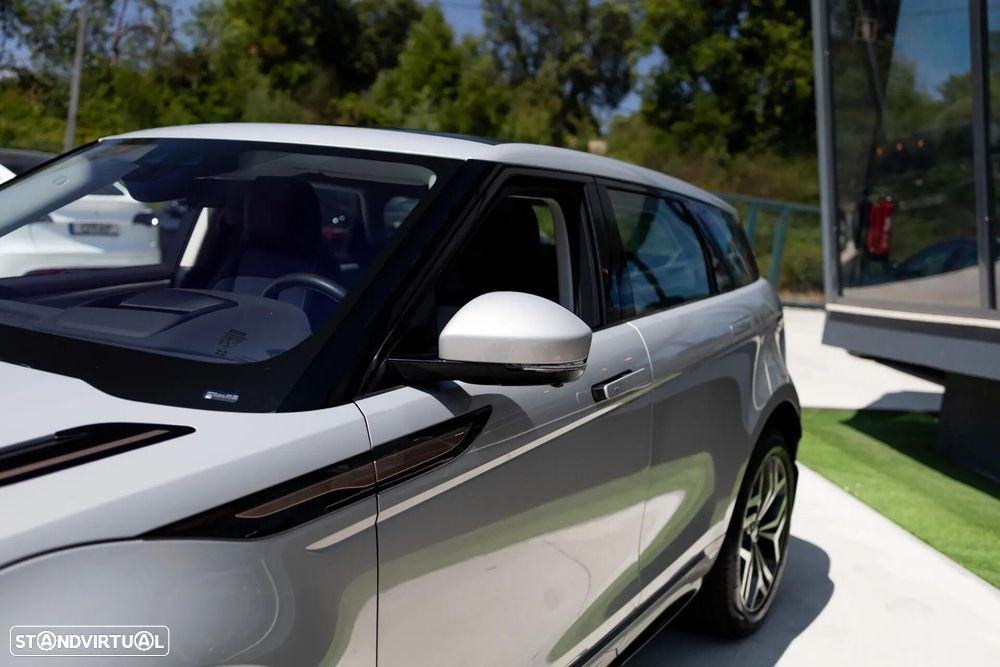 Land Rover Range Rover Evoque P300e R-Dynamic HSE - 16