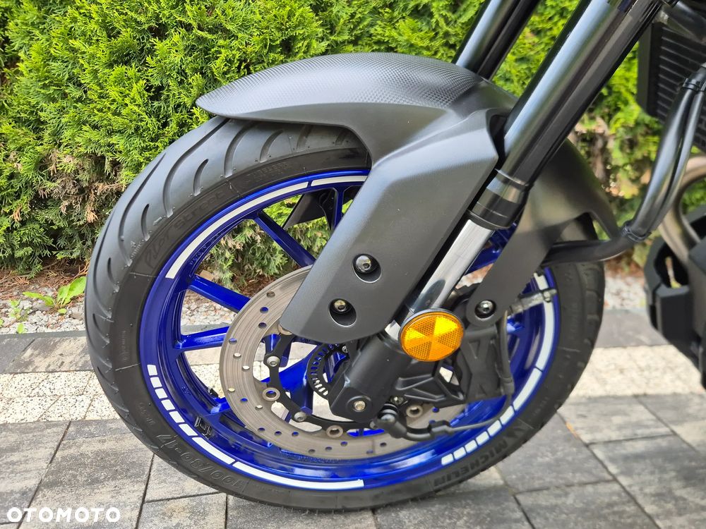 Yamaha MT - 18