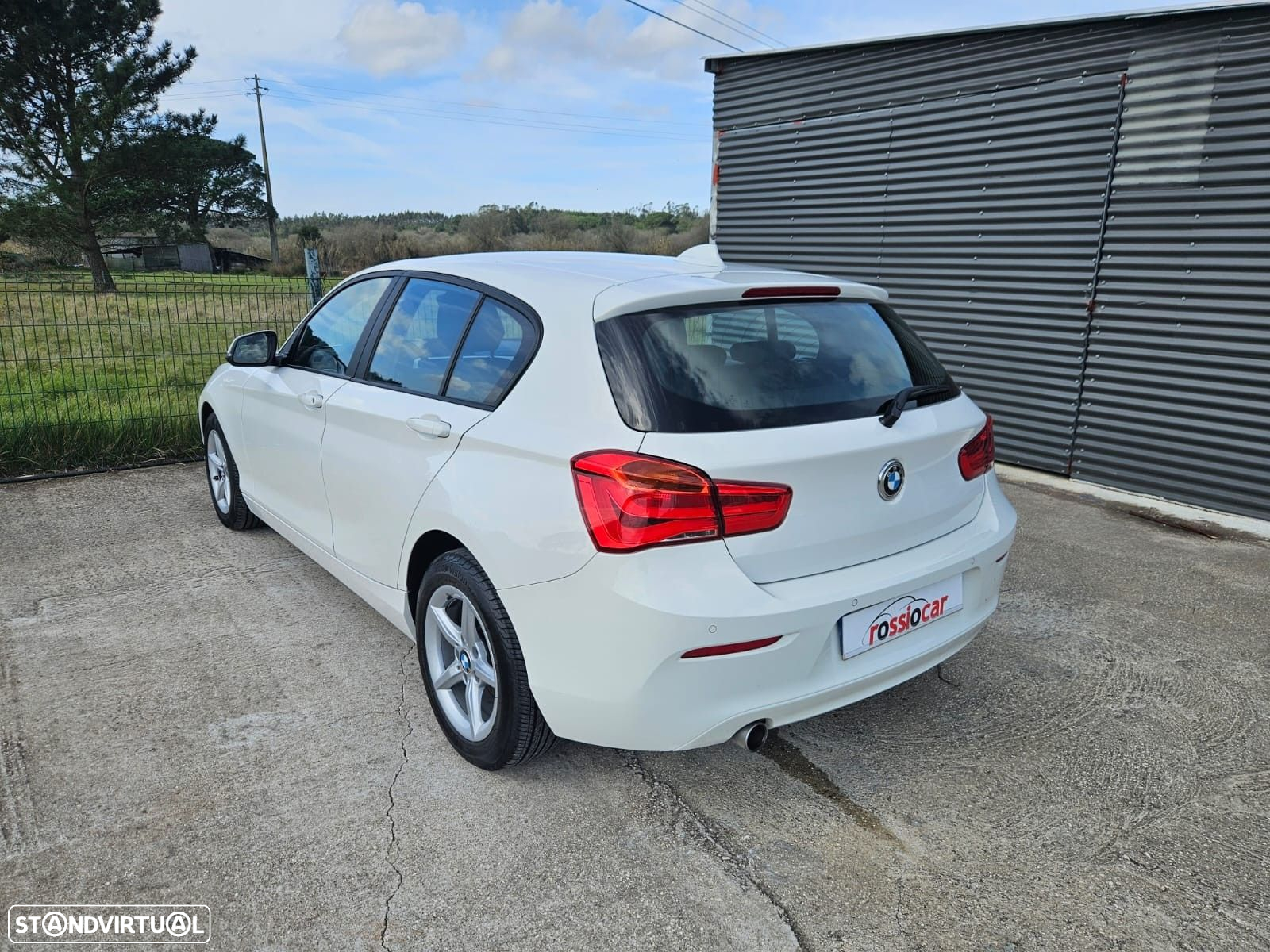 BMW 116 d Line Urban - 12