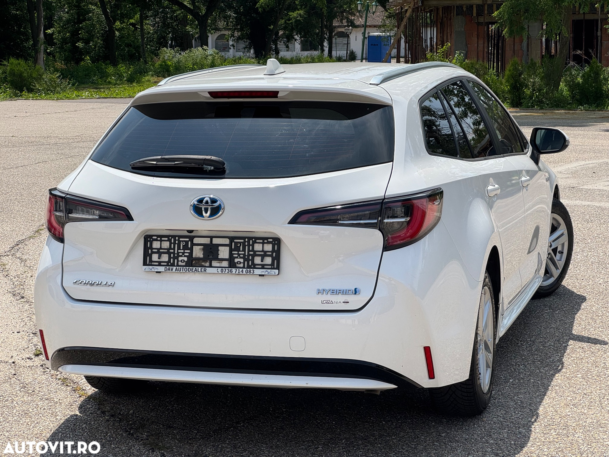 Toyota Corolla 1.8 Hybrid Comfort - 12