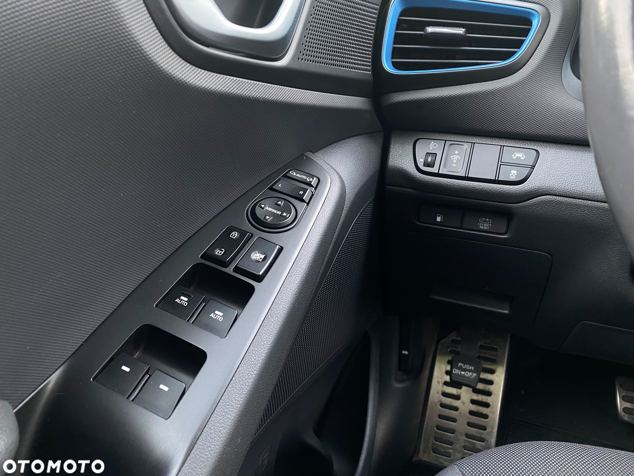 Hyundai IONIQ hybrid Premium - 12