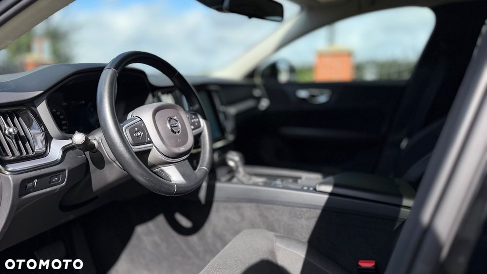 Volvo V60 D3 Geartronic Kinetic - 9