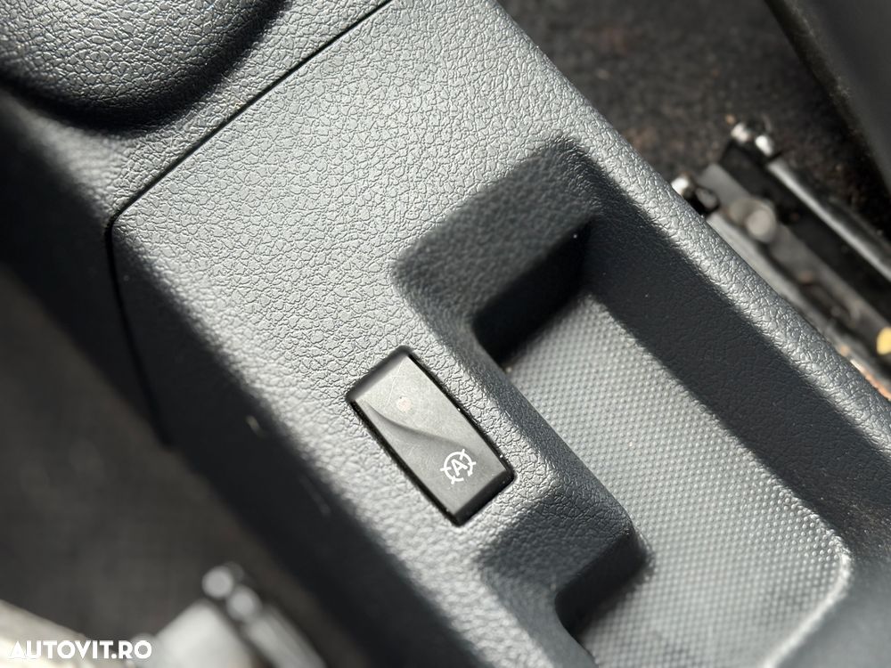 Dacia Logan Stepway MCV 0.9 TCe - 13