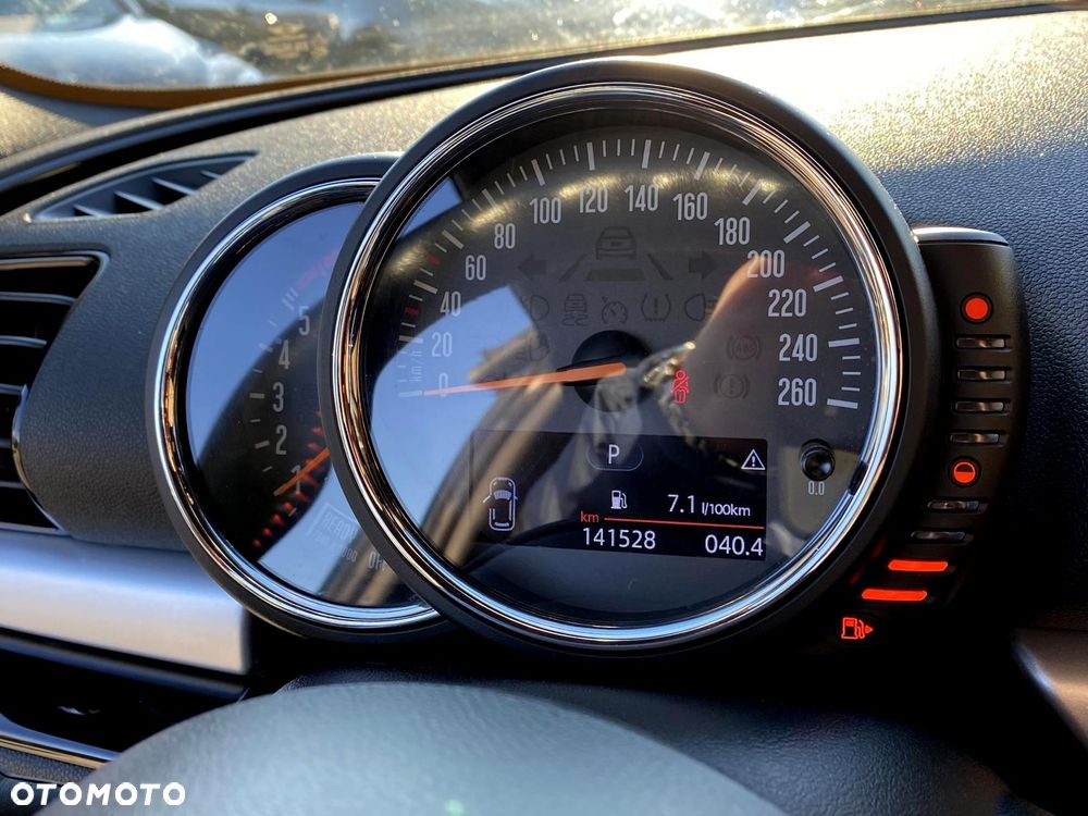 MINI Clubman Cooper SD ALL4 - 32