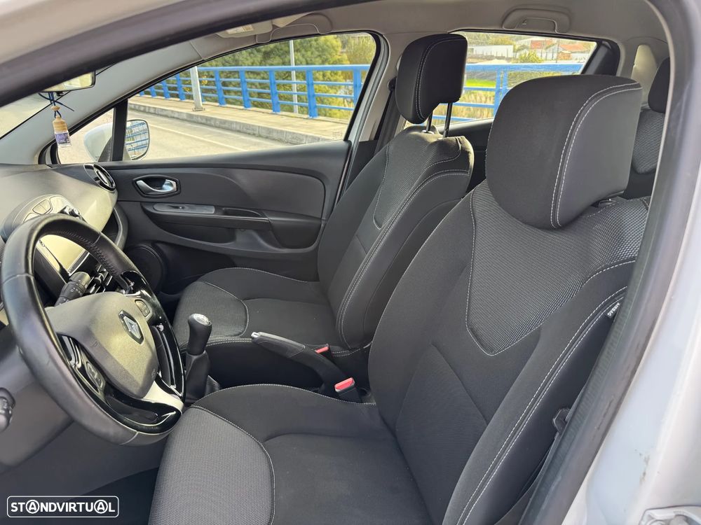 Renault Clio 1.5 dCi Comfort - 11
