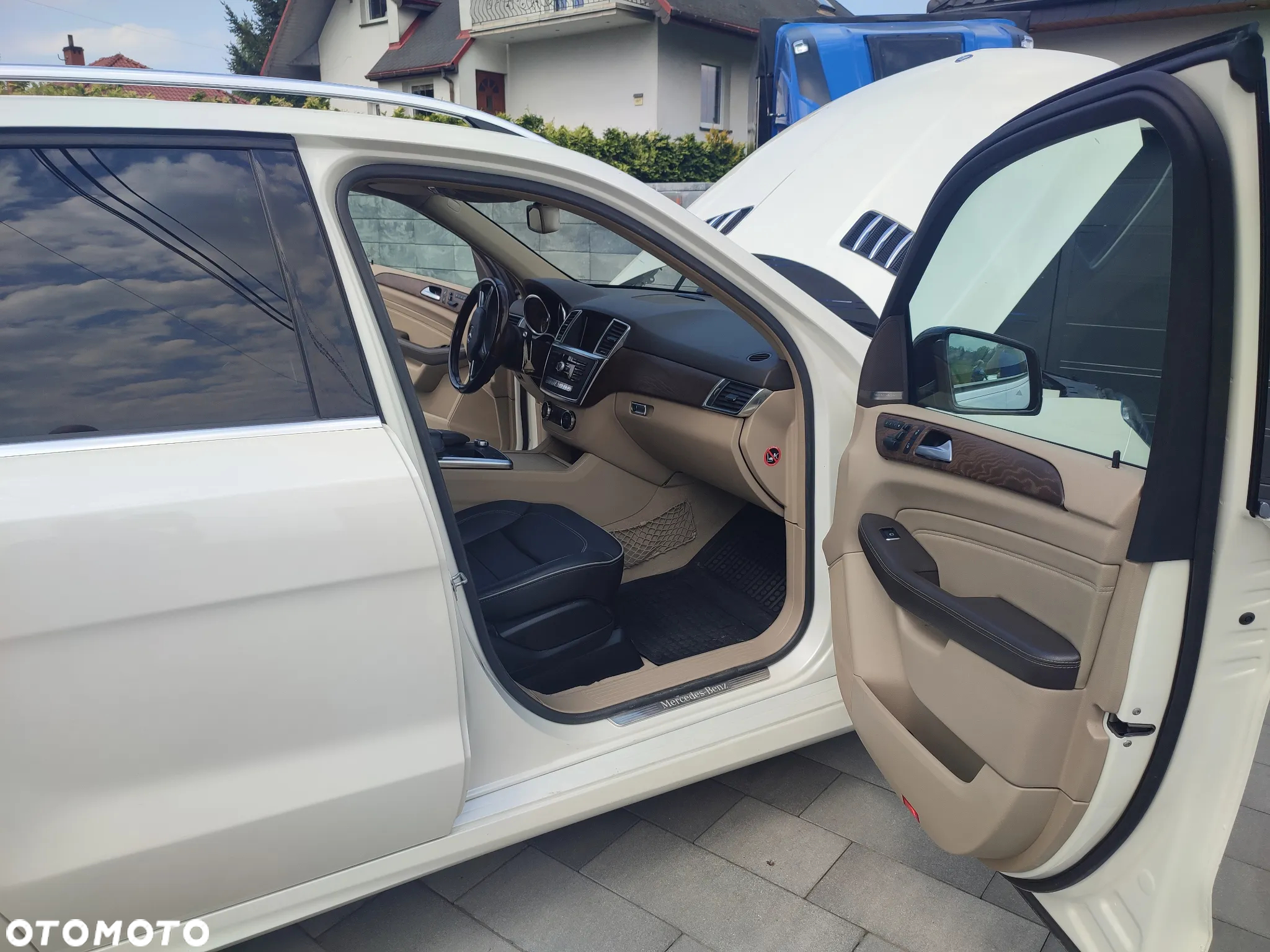 Mercedes-Benz ML 350 BlueTec 4-Matic - 14