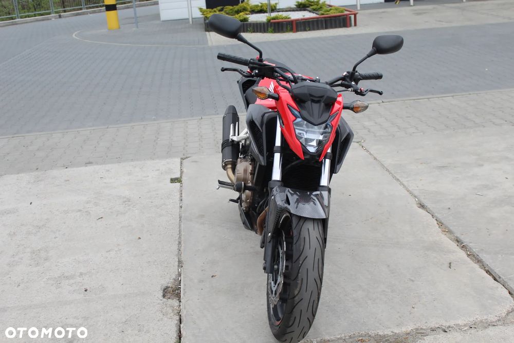 Honda CB - 11