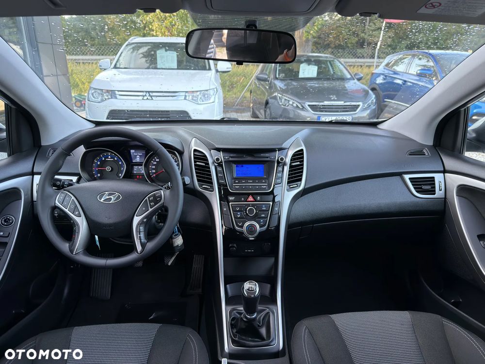 Hyundai i30 1.6 GDI Premium - 8