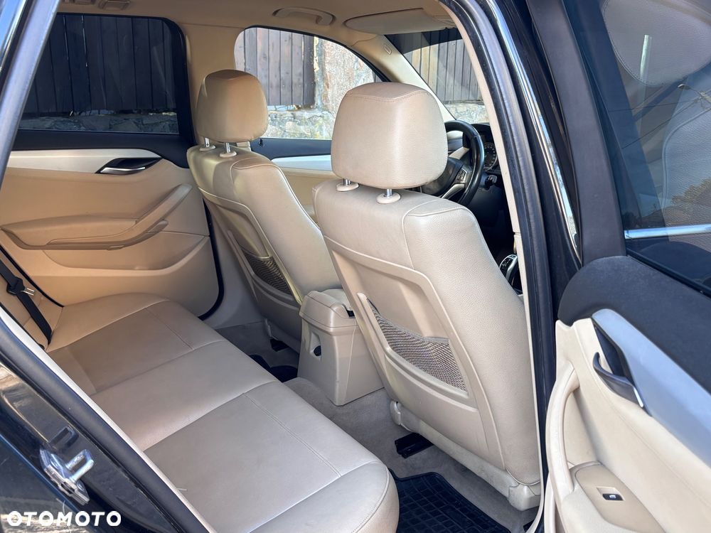 BMW X1 - 15