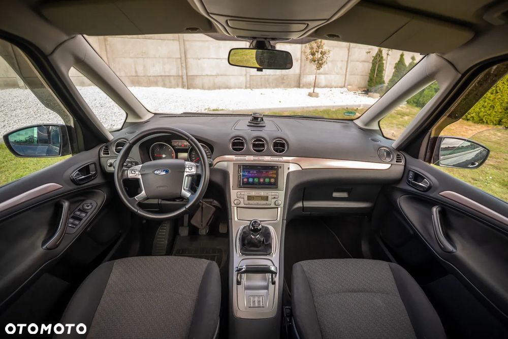 Ford Galaxy - 28