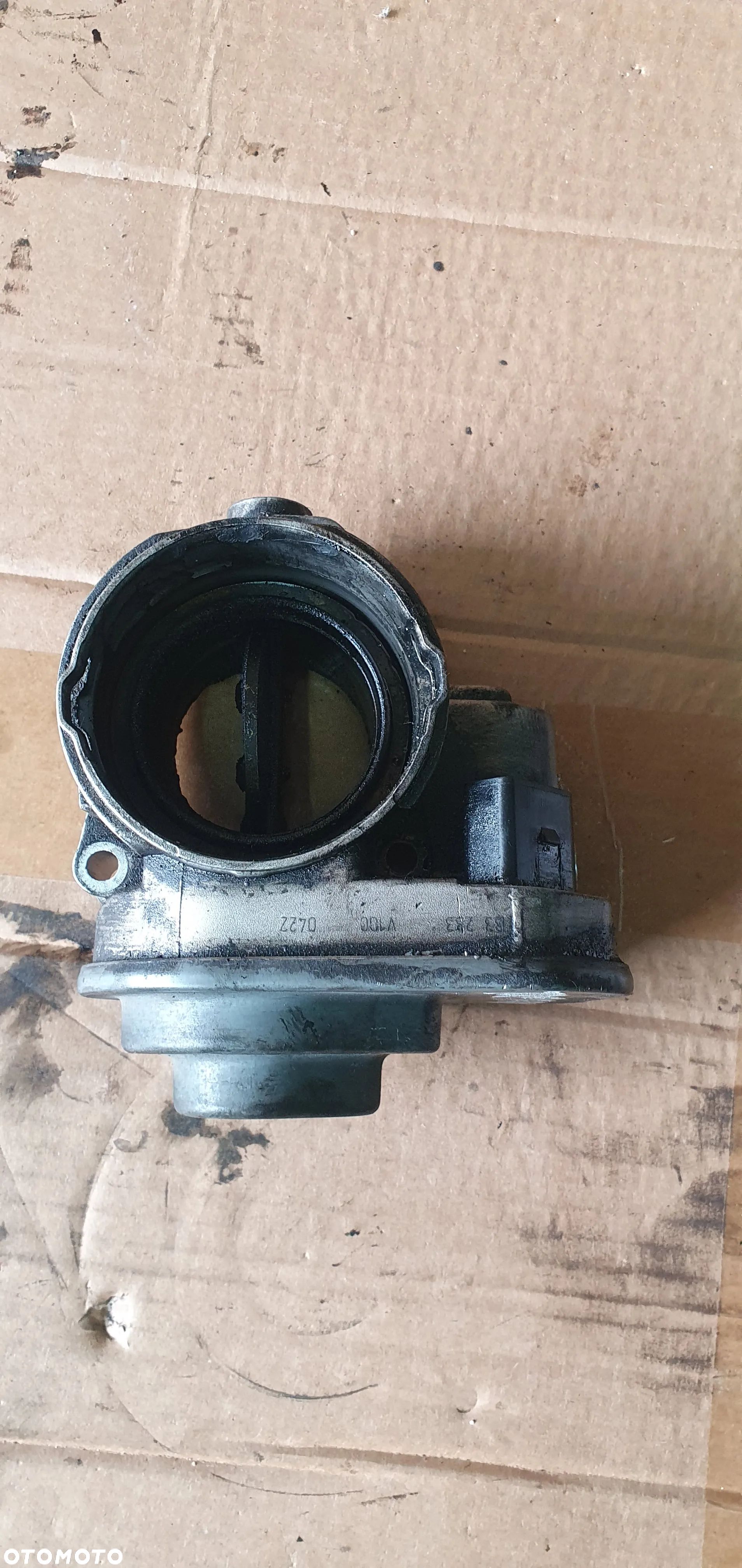 Przepustnica VW Touran 1.9 TDI 038128063G - 1