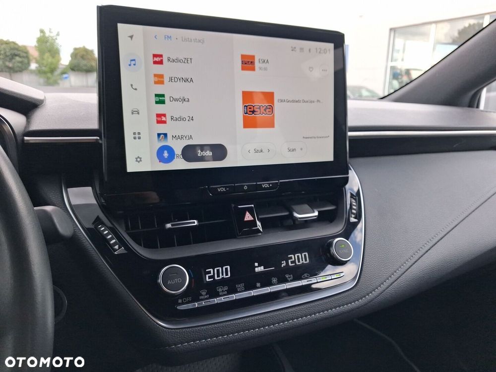 Toyota Corolla 1.8 Hybrid Comfort - 24