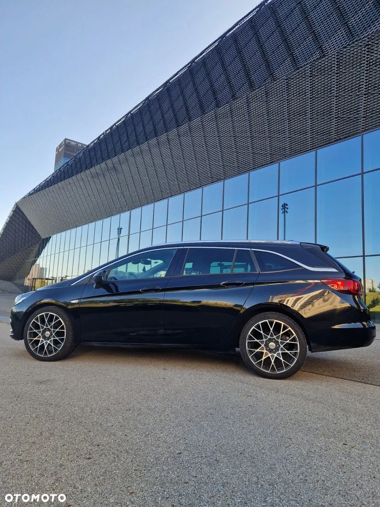 Opel Astra 1.6 D (CDTI) Dynamic - 2