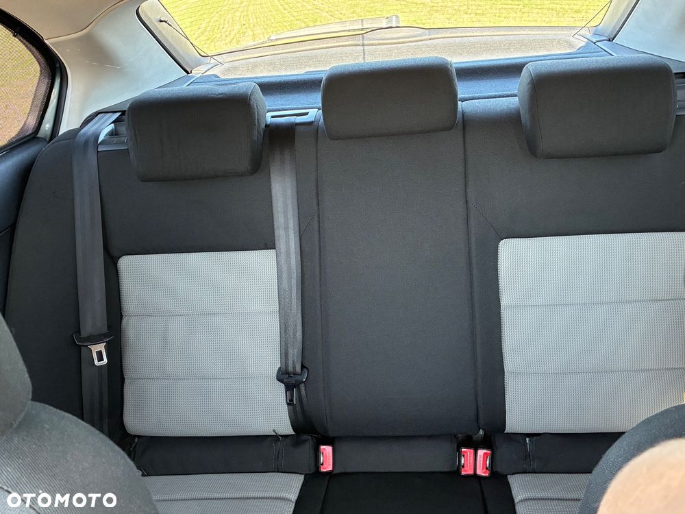 Skoda Octavia 1.6 Classic - 11