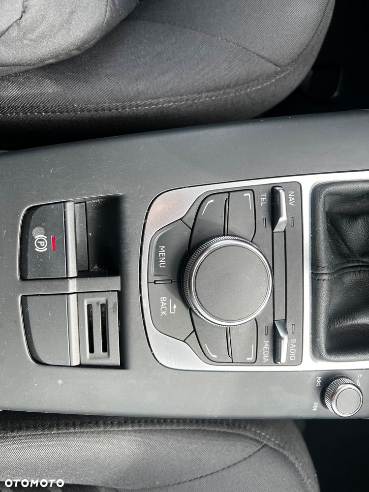 Audi A3 Sportback 1.2 TFSI Ambition - 15