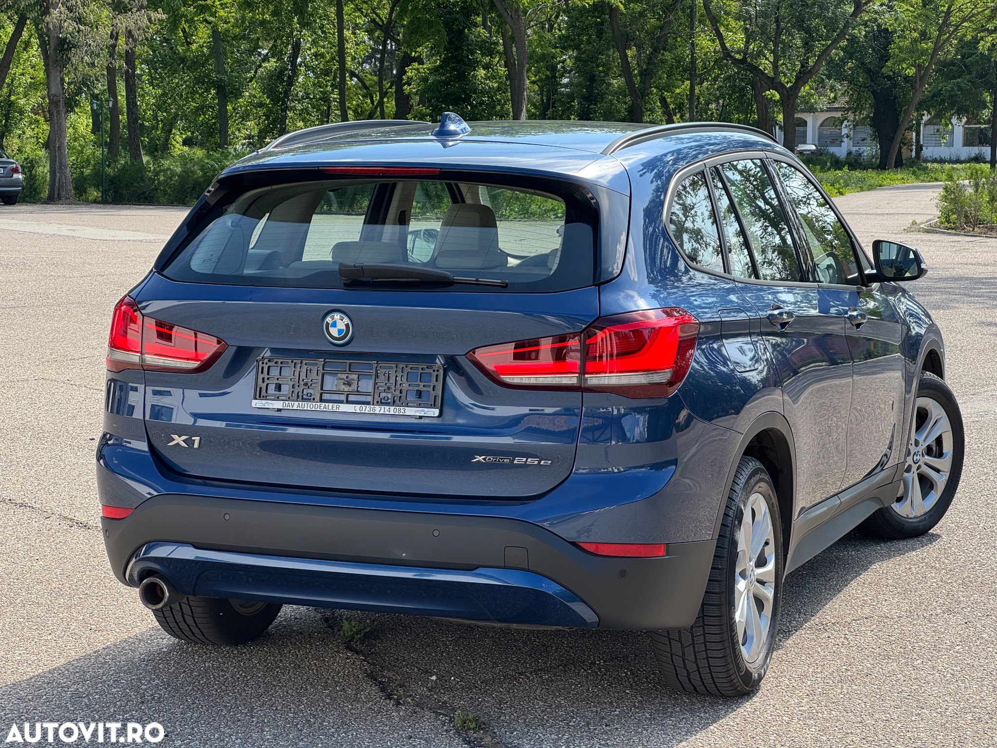 BMW X1 xDrive25e AT PHEV - 12