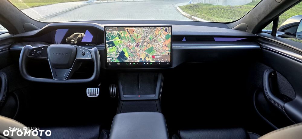 Tesla Model S Plaid - 12