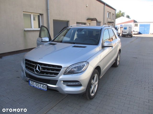 Mercedes-Benz ML 350 BlueTEC 4-Matic - 10