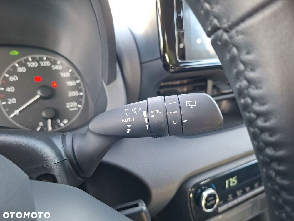 Toyota Yaris - 26