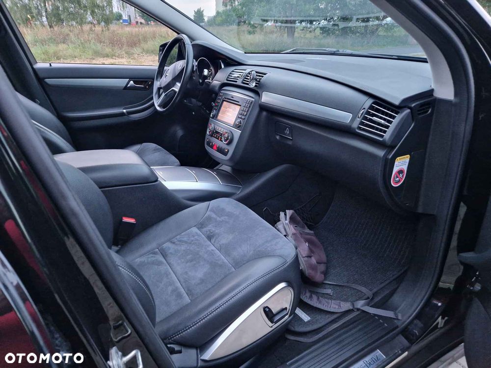 Mercedes-Benz Klasa R 350 CDI L 4-Matic - 29