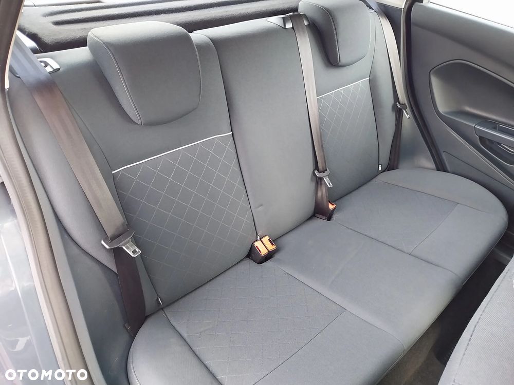 Ford Fiesta 1.25 Champions Edition - 8