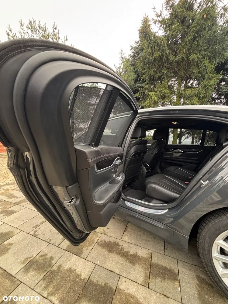 BMW Seria 7 740d xDrive - 19