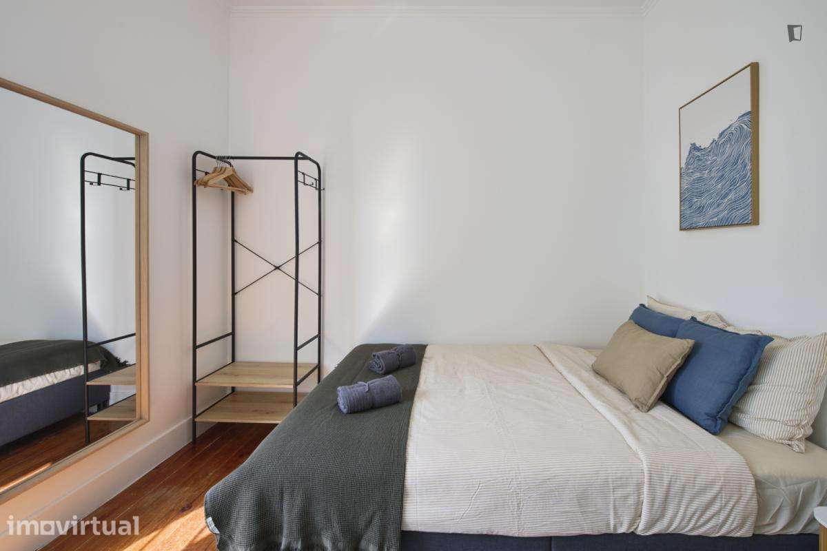 Quarto - localizado em Alameda Lisbon - Grande imagem: 3/43