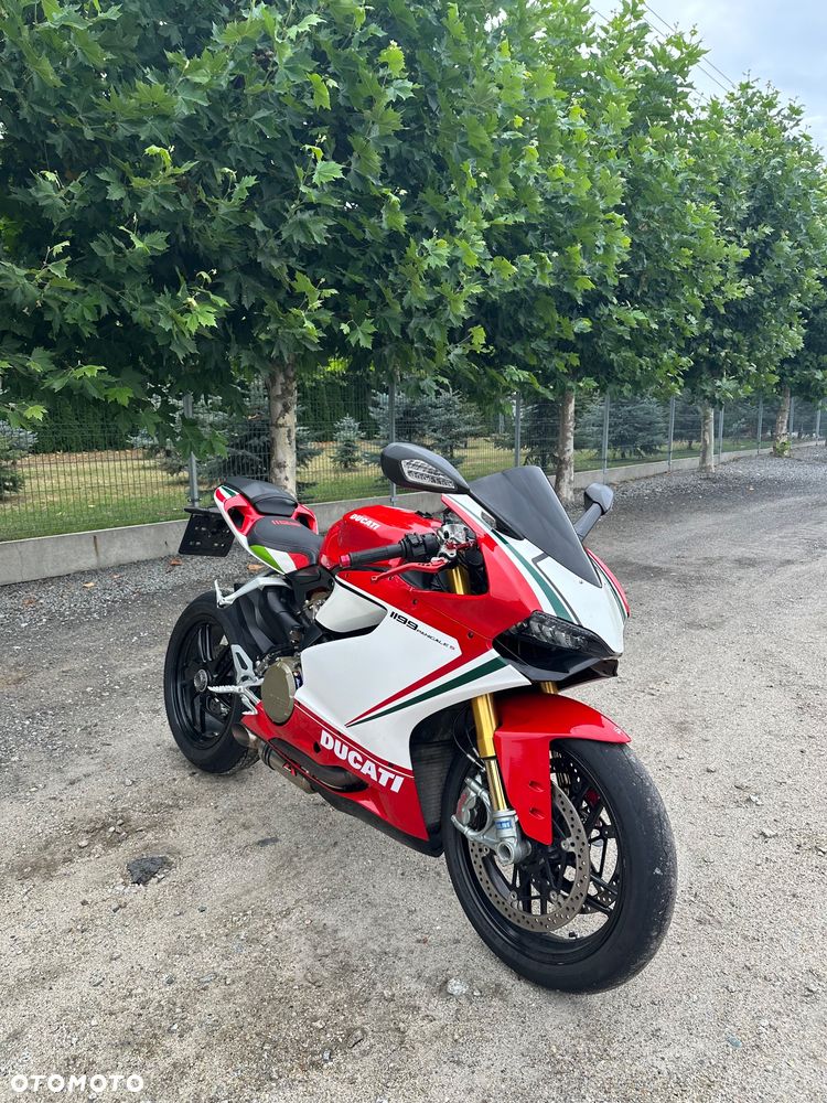 Ducati 1199 Panigale - 1