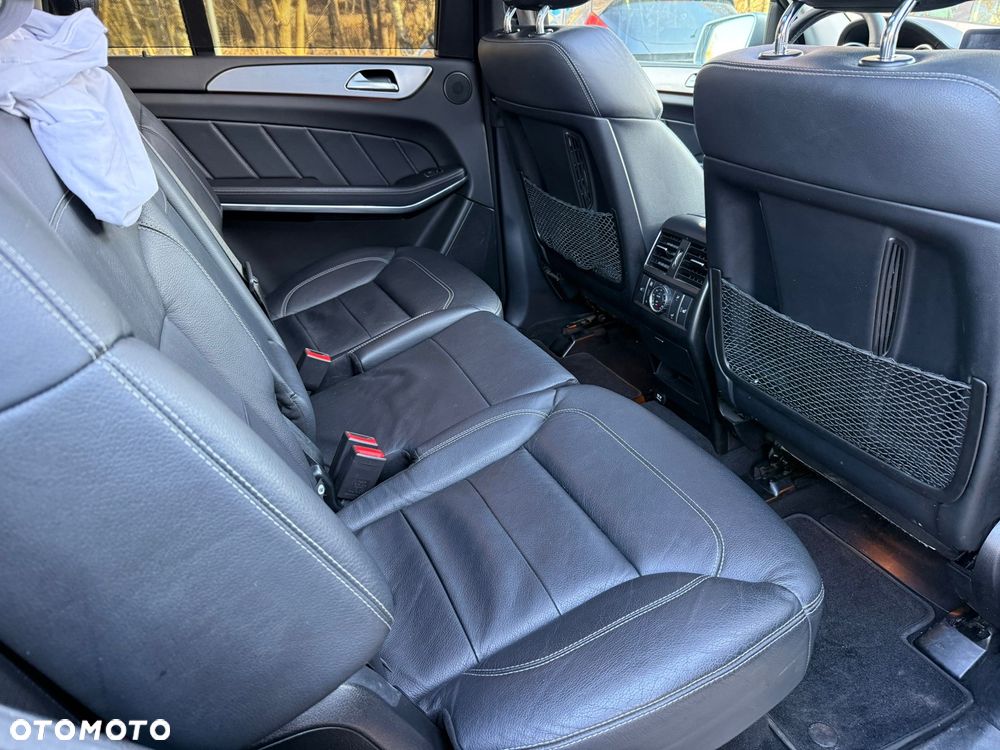 Mercedes-Benz GL - 24