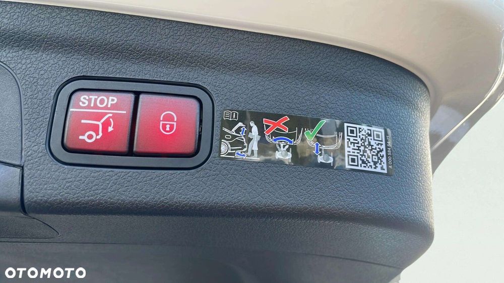 Mercedes-Benz GLE - 19