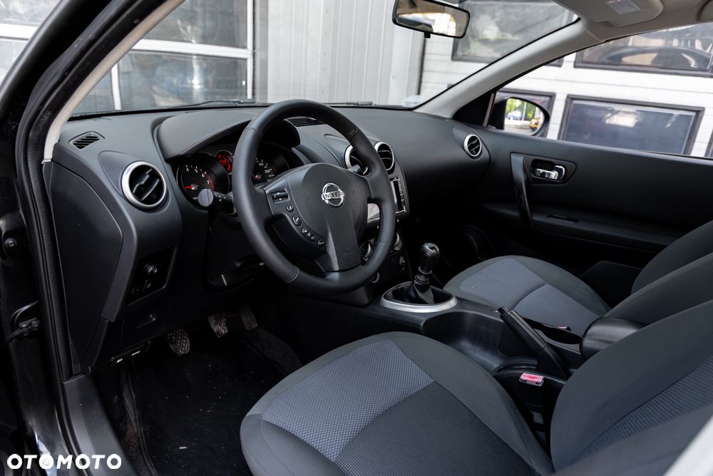 Nissan Qashqai+2 2.0 Acenta - 21